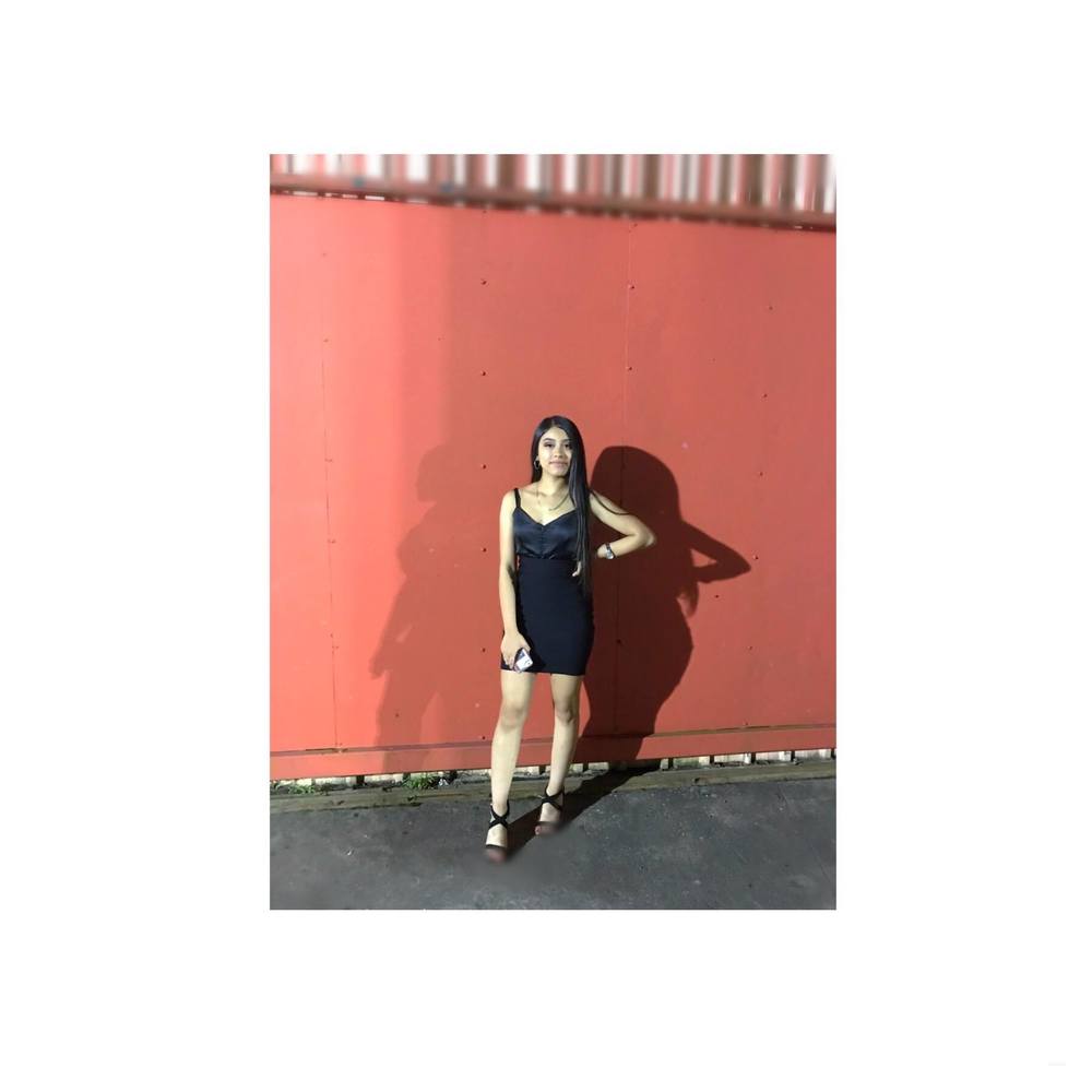 Meet your Posher, Daniela